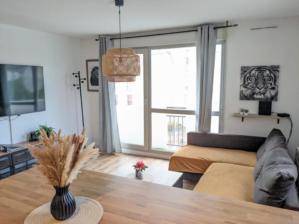 Le Clairvaux - Proche centre avec 1 place en parking souterrain Apartment in Dijon
