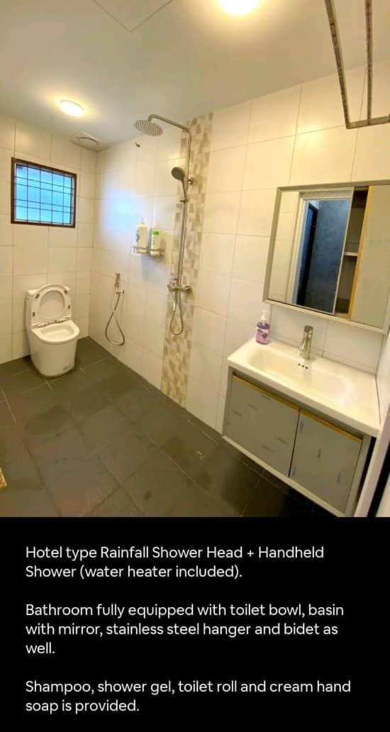 Triple Room in King Queen Single Bukit Mertajam Vacation rental in Penang