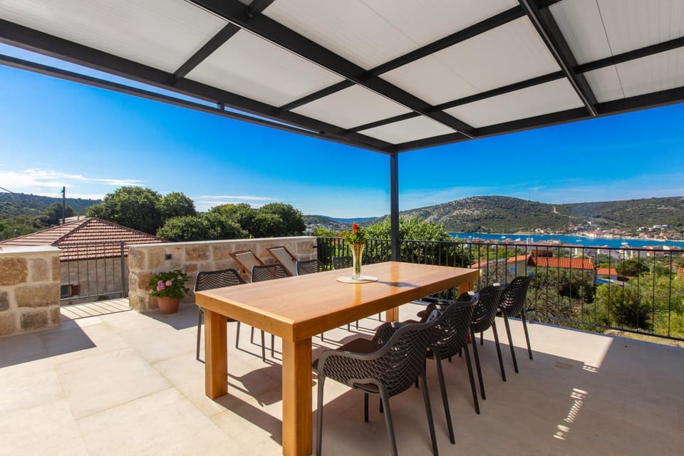 Natural landscape, View (from property/room), Balcony/Terrace, Sea view