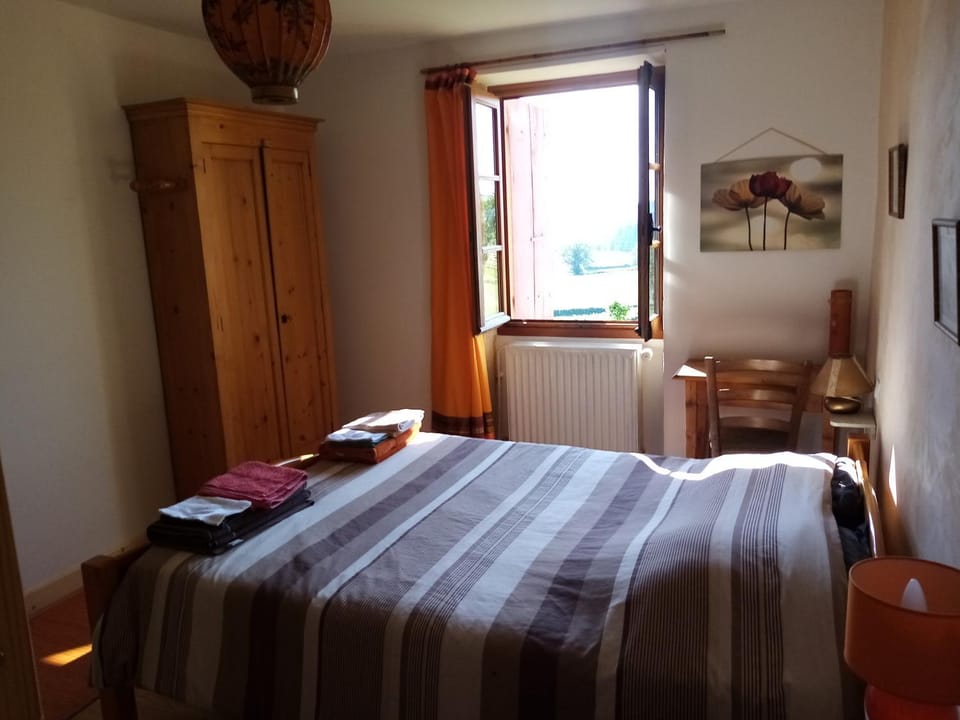 Bed, Bedroom, wardrobe