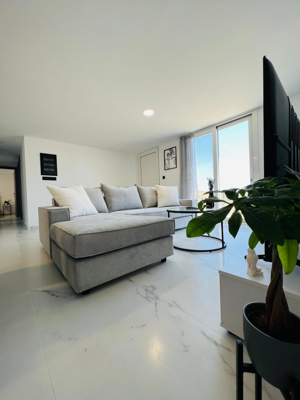 TV and multimedia, Living room, Seating area