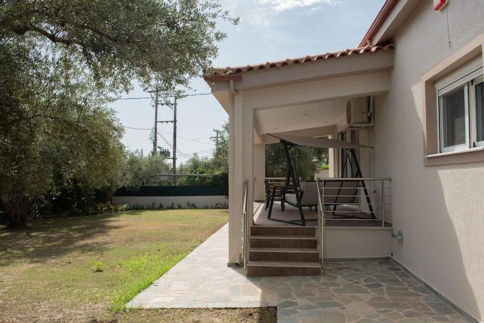 Serenity Guesthouse Villa in Peloponnese, Western Greece and the Ionian