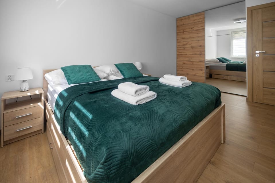 Krynica Apartamenty - Apartament z sypialnią - Źródlana Apartment in Lesser Poland Voivodeship