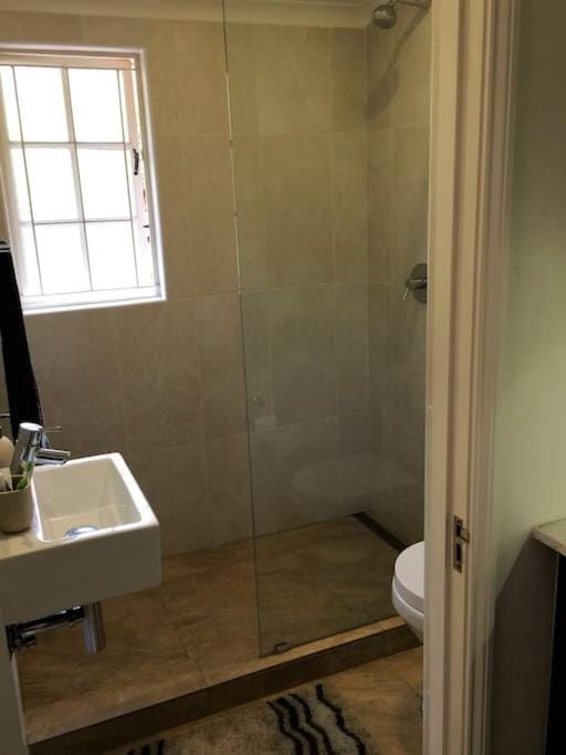 Luxurious Room in excellent proximity to Beach Apartment in Dolphin Coast