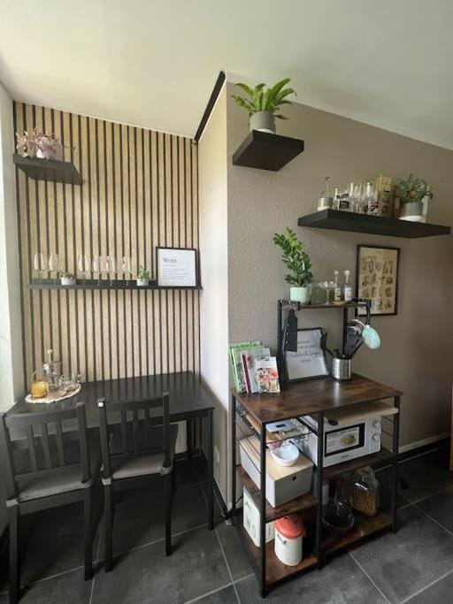 Kitchen or kitchenette, Seating area, Dining area, Food