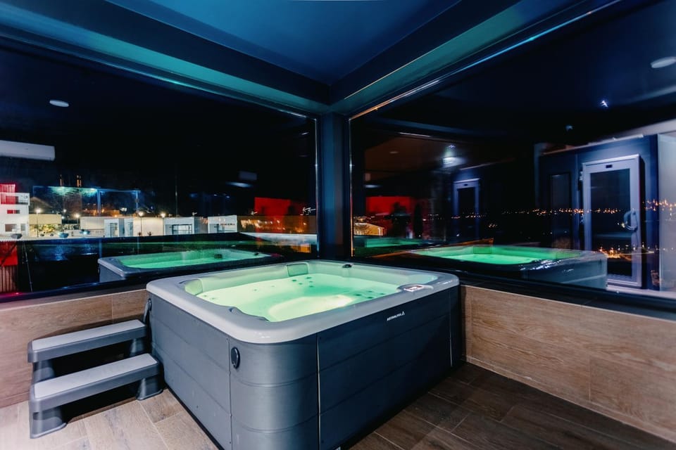 Hot Tub, Spa and wellness centre/facilities