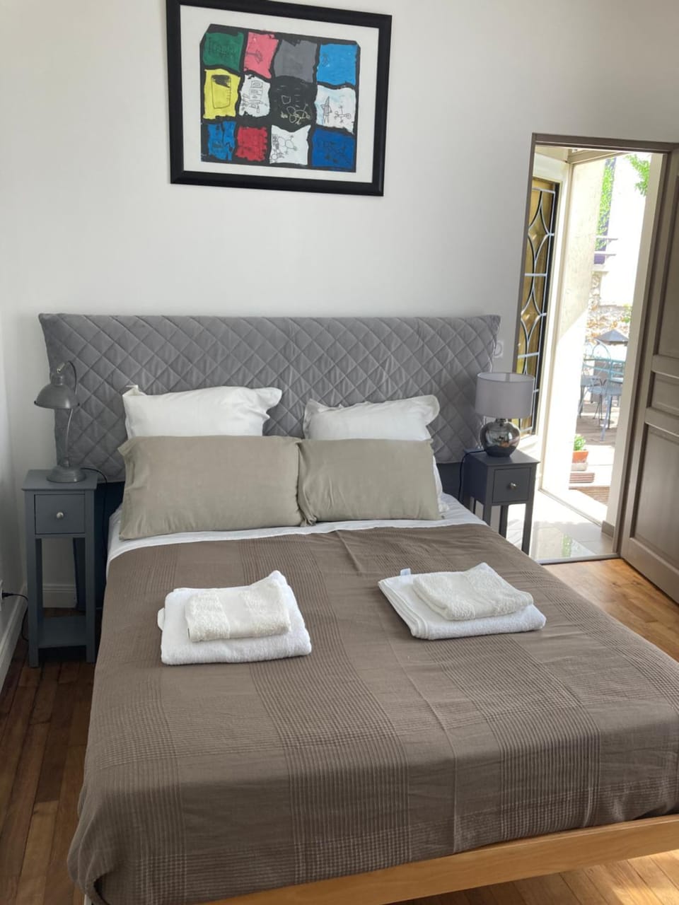 Photo of the whole room