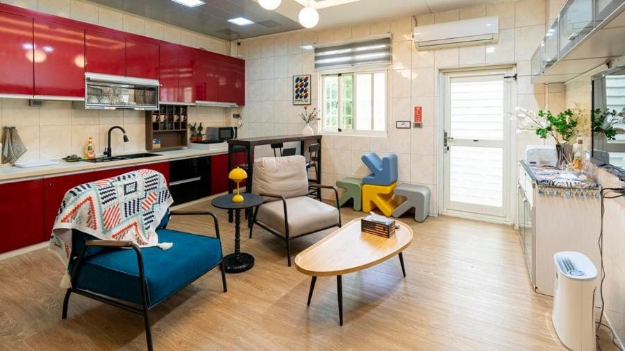 Living room, Seating area