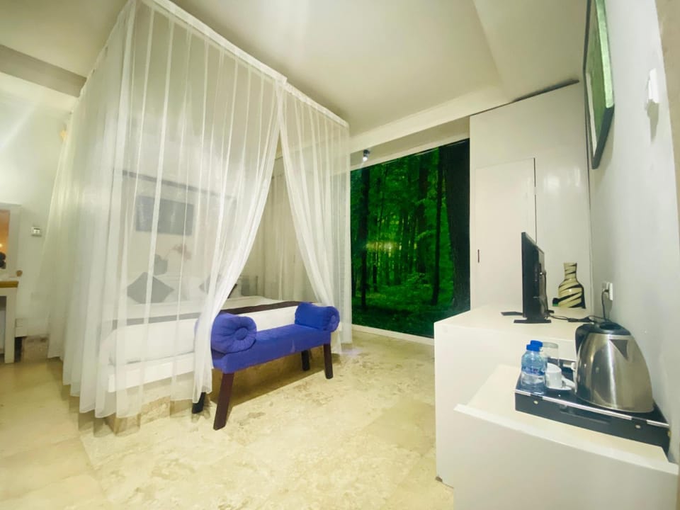 Bedroom, wardrobe