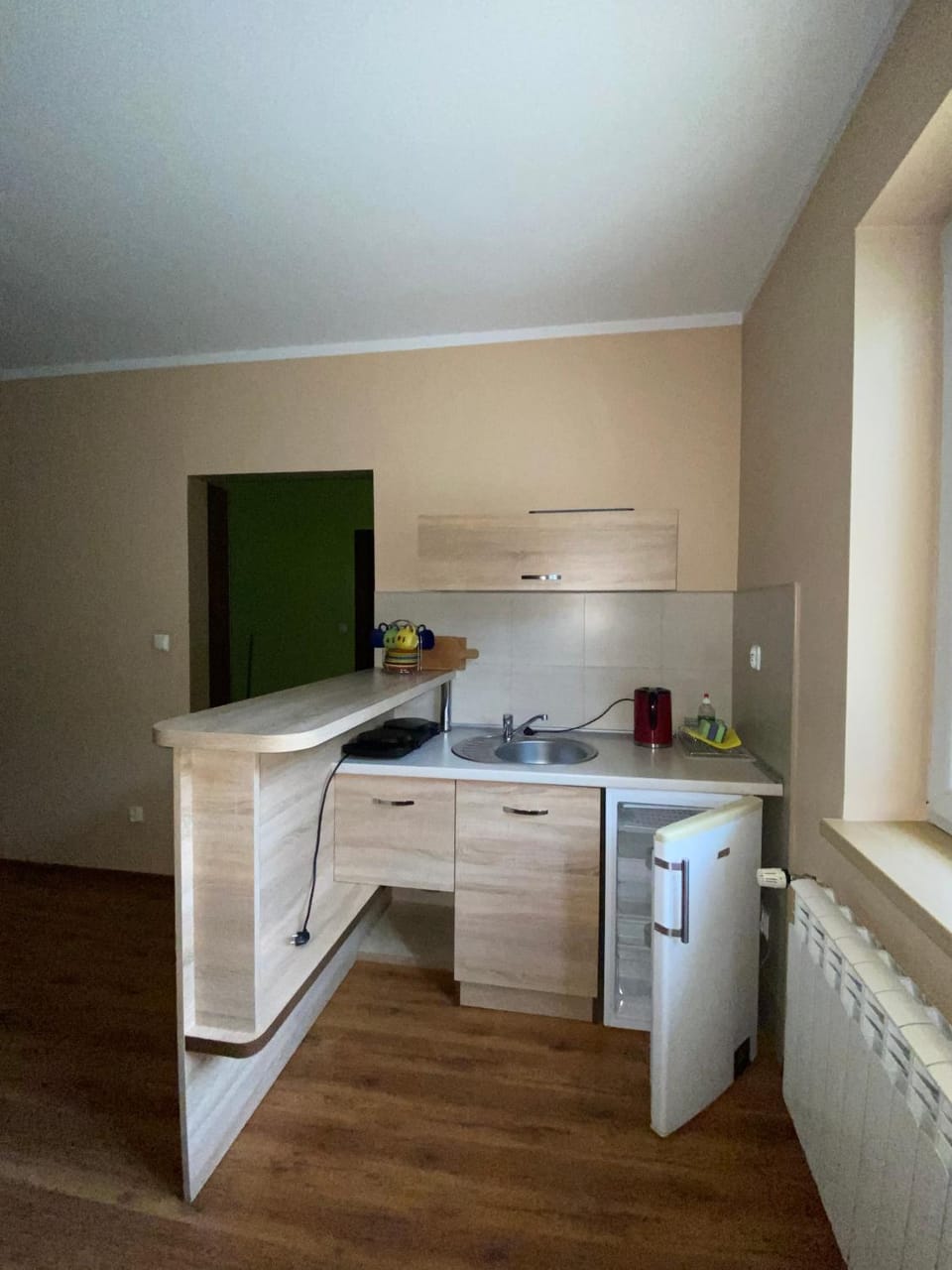 Kitchen or kitchenette