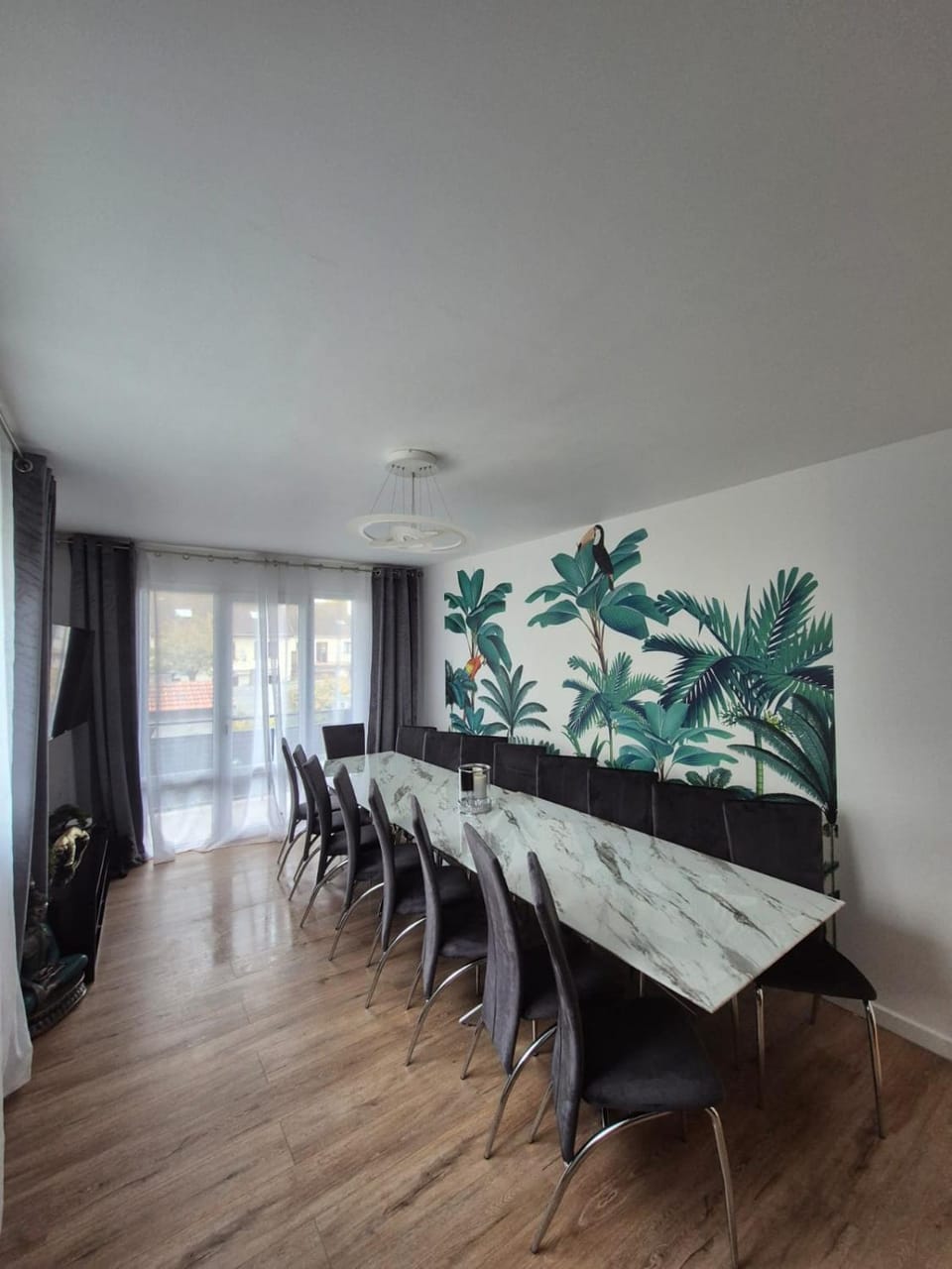 Grande maison 22 couchages ideal groupe ,proche Disney 20 min &Paris 30 min Villa in Chelles