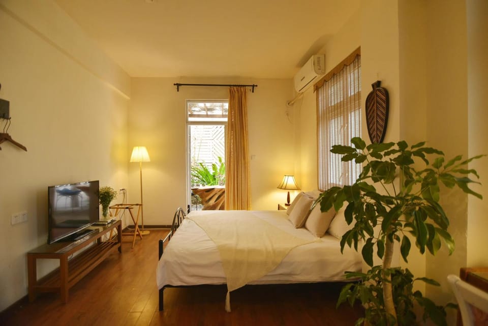 Living room, Photo of the whole room