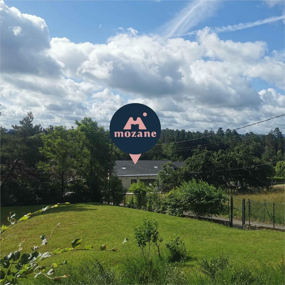 Property logo or sign, Street view