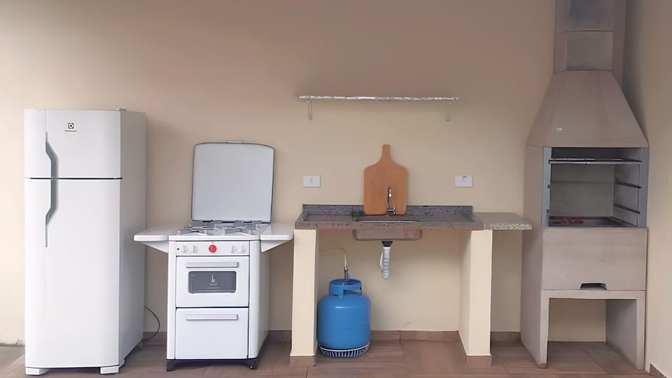 BBQ facilities, stove