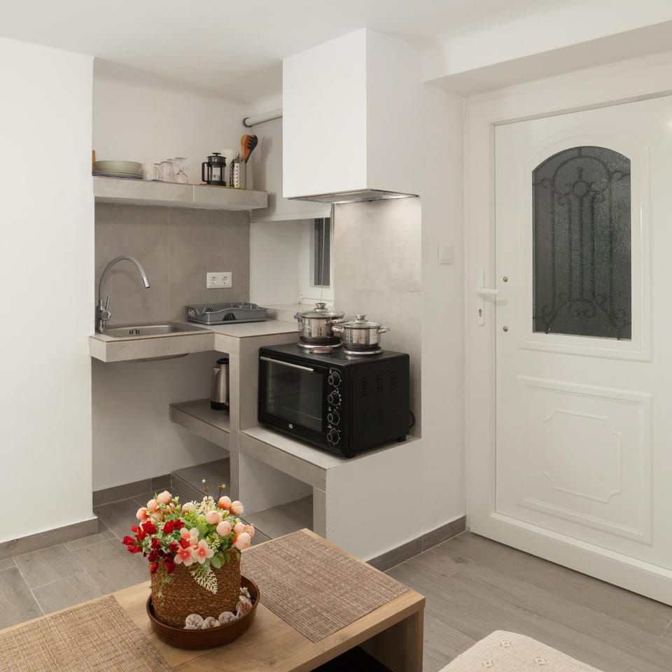 DK Square 3 Apartment in Decentralized Administration of the Aegean