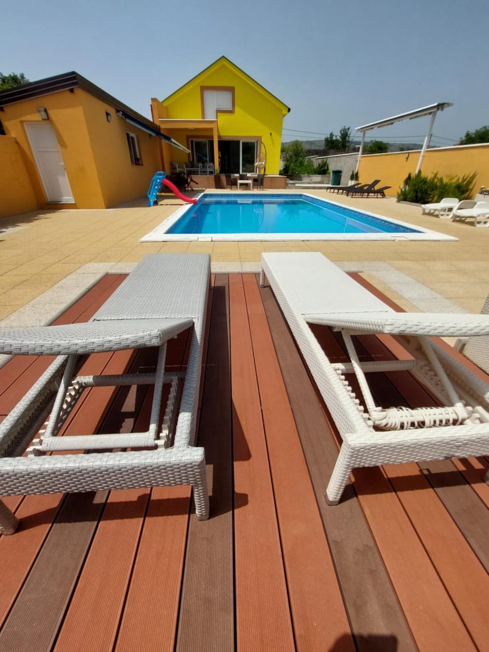 Pool view, Swimming pool, sunbed