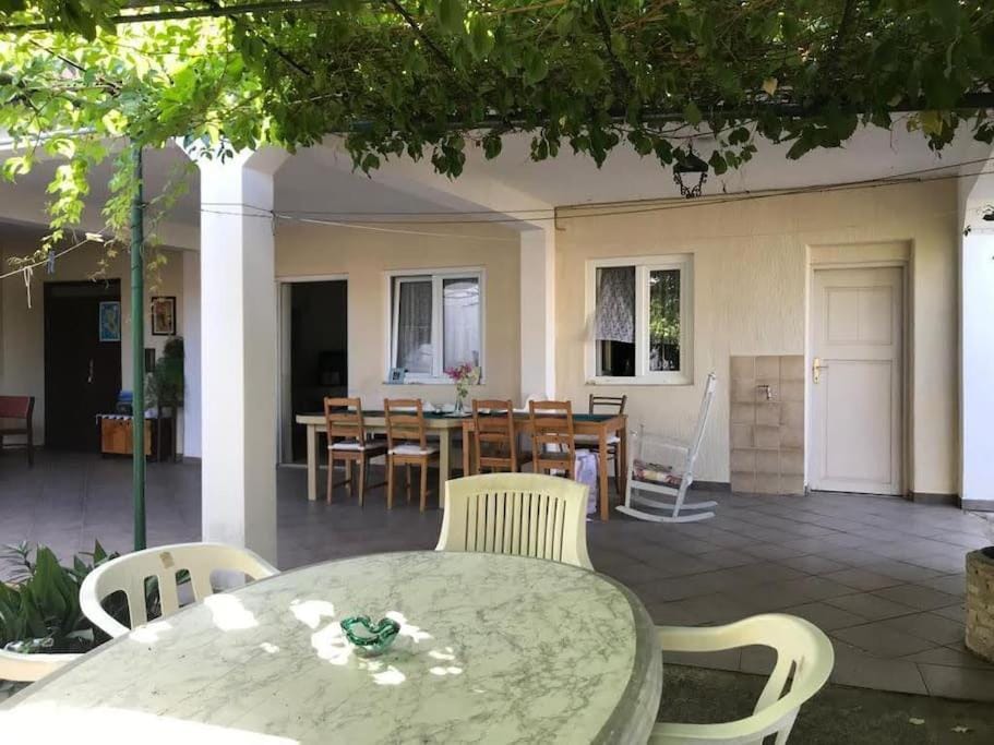 Villa Klara room - garden view Apartment in Zadar County