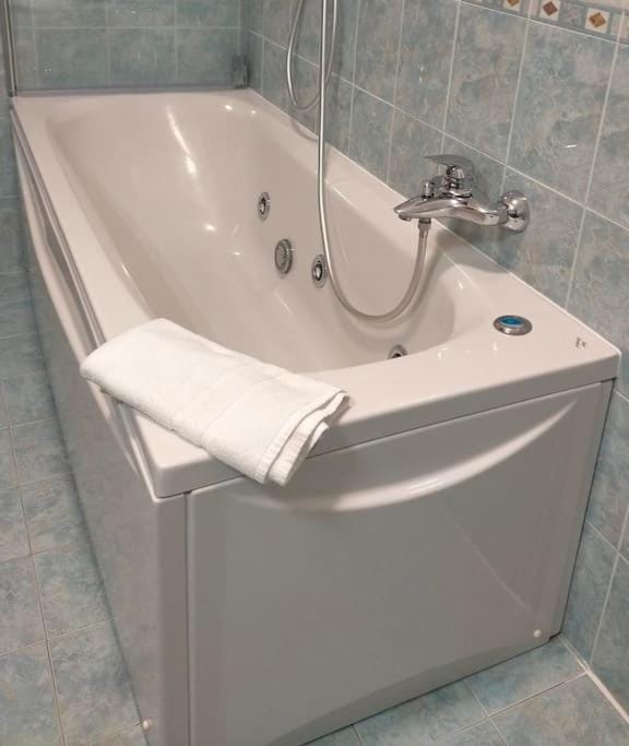 Hot Tub, Bathroom, Bath