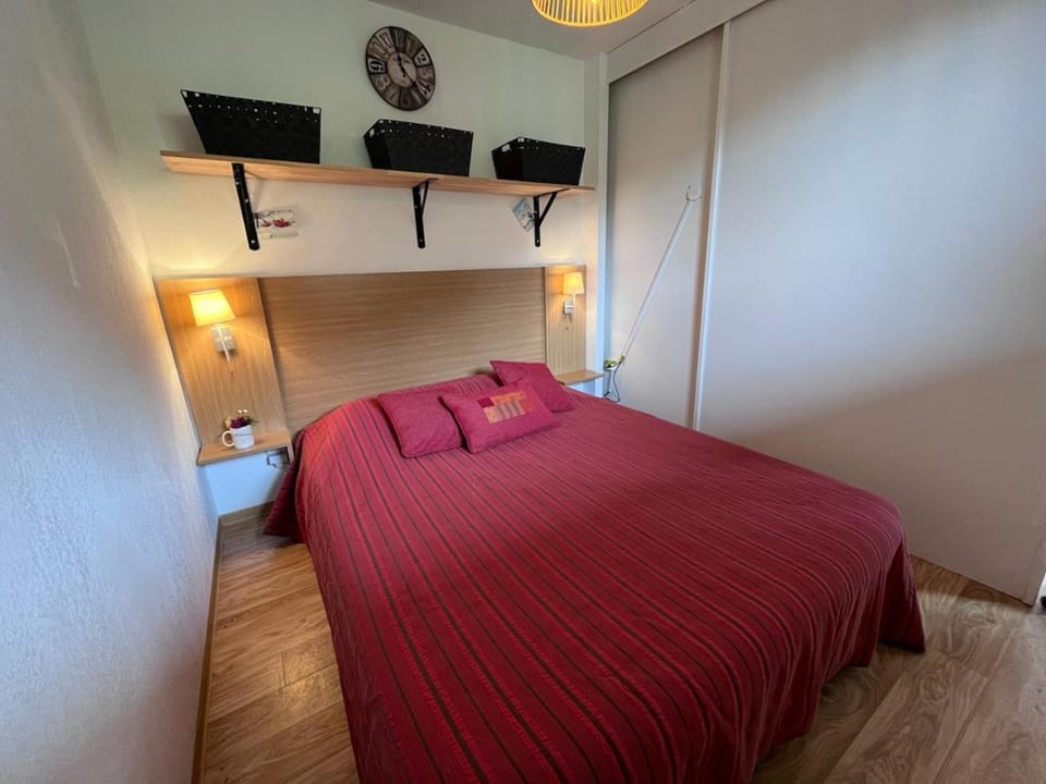 FOUX D ALLOS Piscine 4 personnes Apartment in Allos