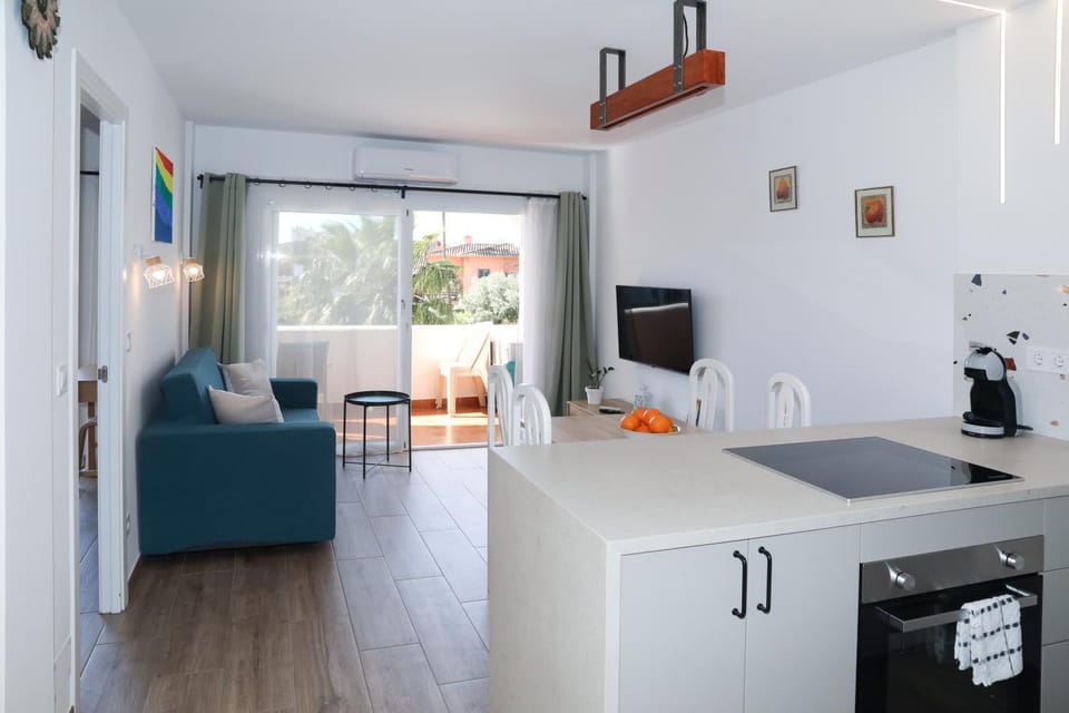 Sunny, modern Apartment Mijas Apartment in Sitio de Calahonda