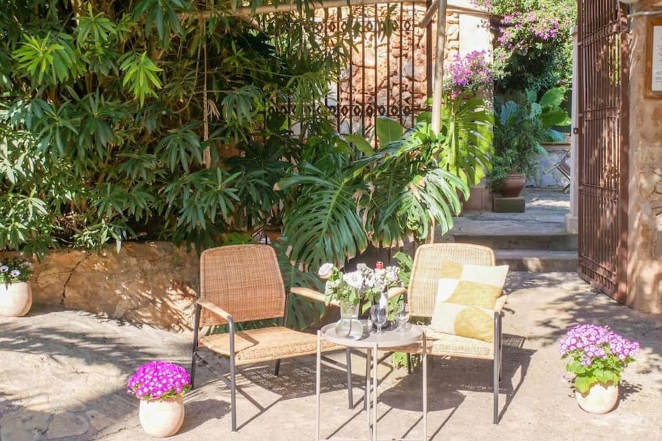 G-Caragol, Modern, ruhig,stilvoll, XXL Pool, Wifi, Apartment in Llevant