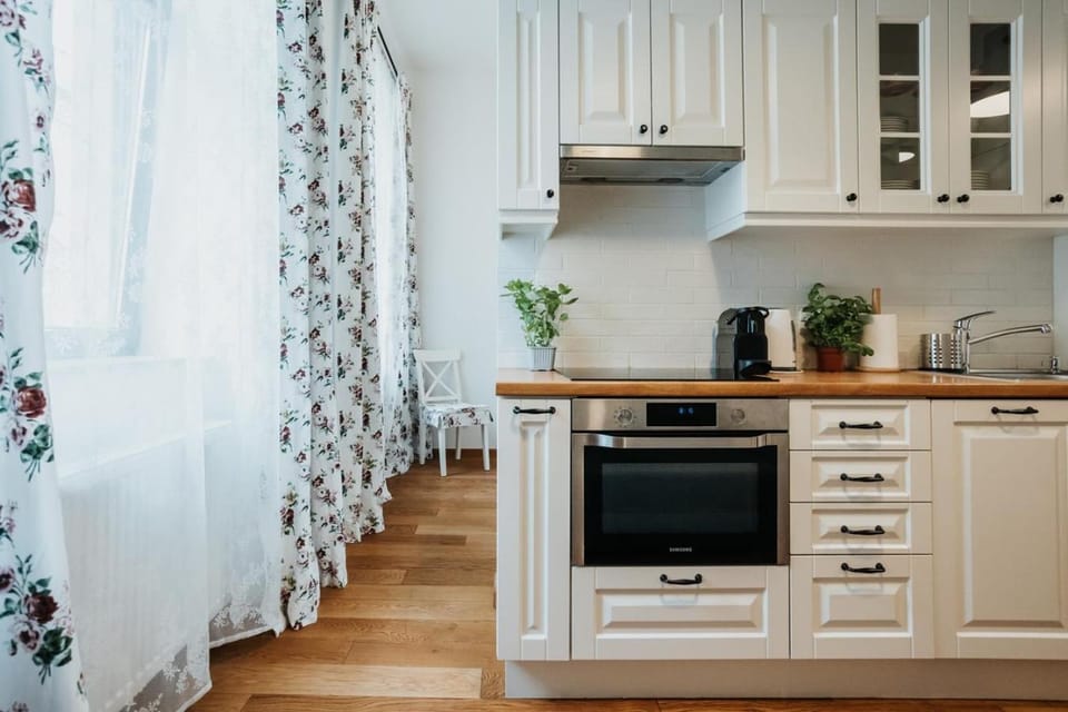 Sight Main Square & Main Train Station & Planty Apartment in Krakow