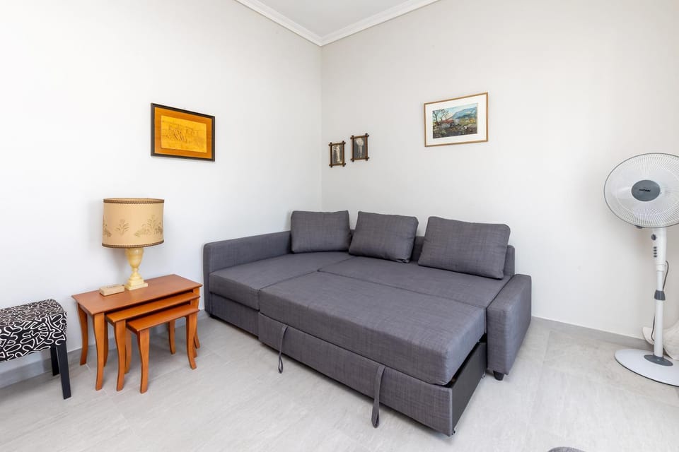 Bed, Living room, Seating area