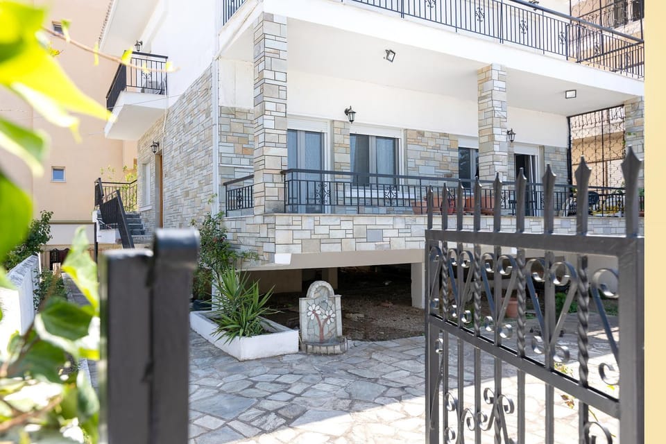 Property building, Garden