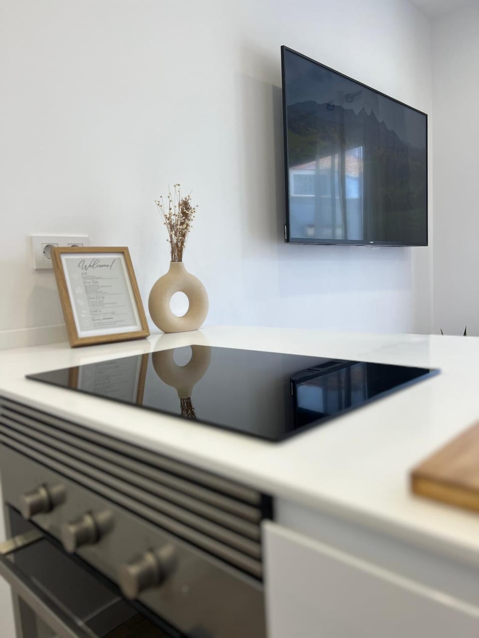 TV and multimedia, Kitchen or kitchenette