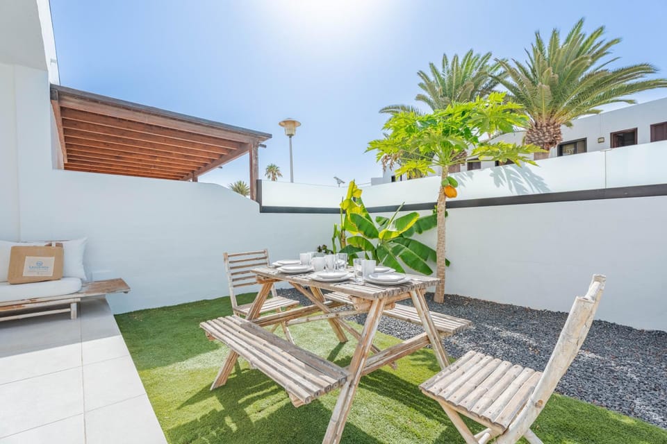 Patio, Garden, Balcony/Terrace