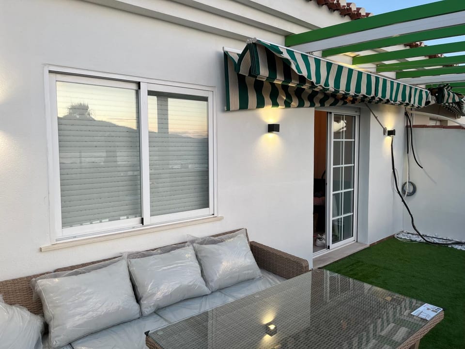 Balcony/Terrace, Balcony/Terrace, Sea view