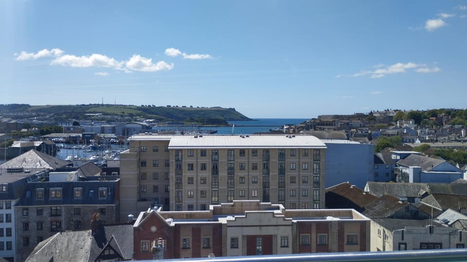 The Green Top flat with parking included amazing views and perfect location Apartment in Plymouth