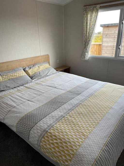 Weston pools lodge Apartment in Oswestry
