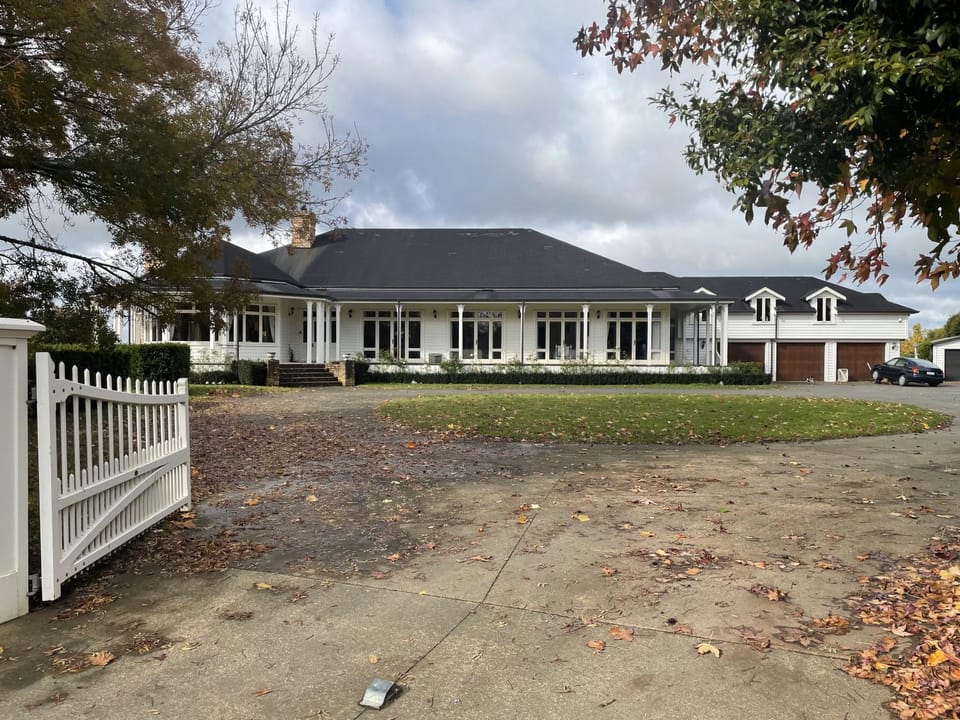 The Loft at Henton Lodge Bed and Breakfast in Waikato