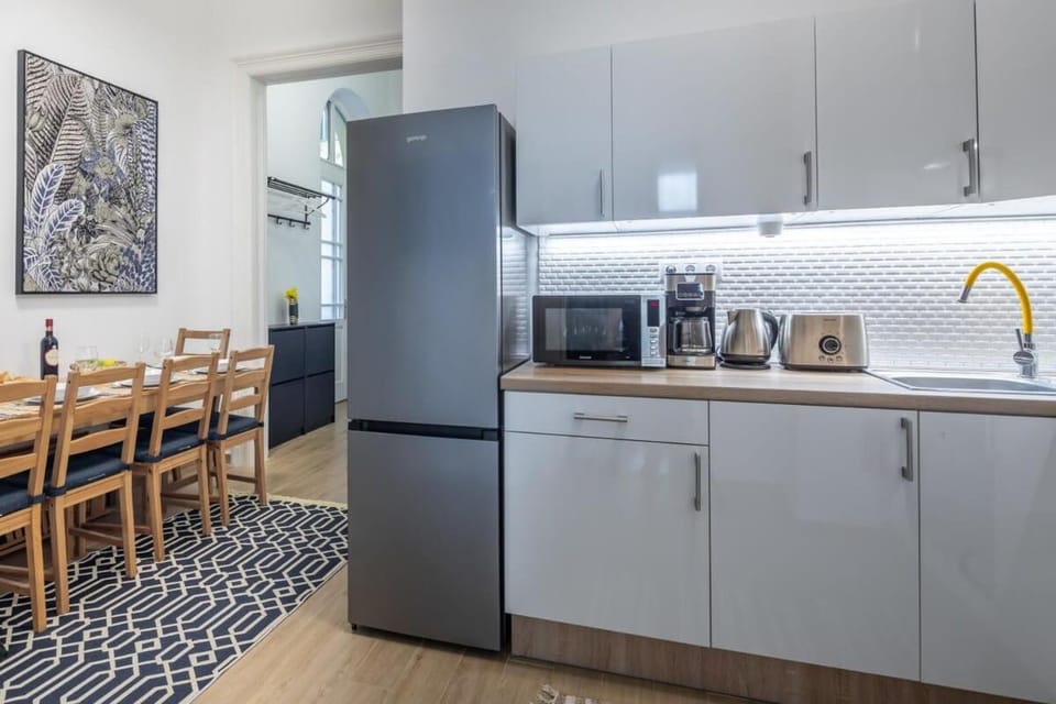 Very Central Large Home with Air Conditioning Apartment in Budapest