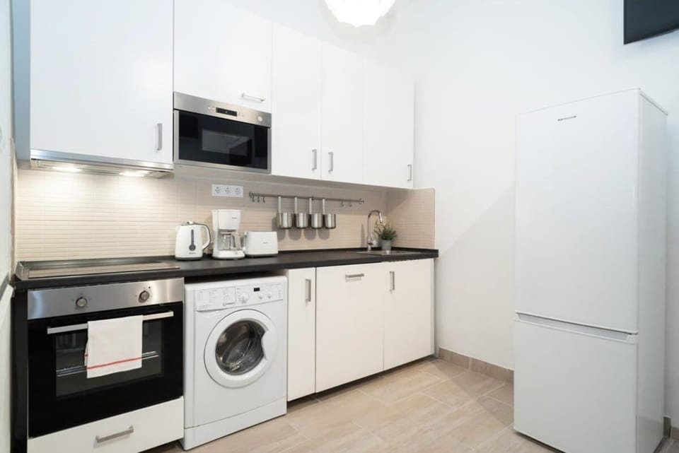 Relaxing brand NEW spot in the lively center Apartment in Budapest