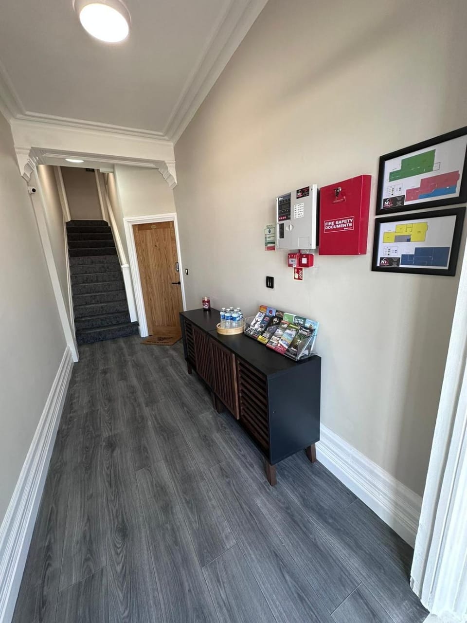 Stunning 2 Bedroom Sea View Apartment With Parking Apartment in Rhôs-on-Sea