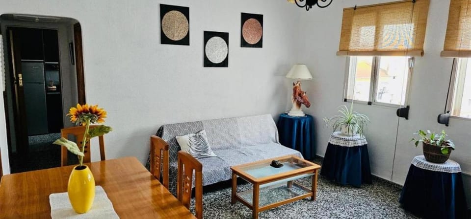 Living room, Photo of the whole room, Seating area