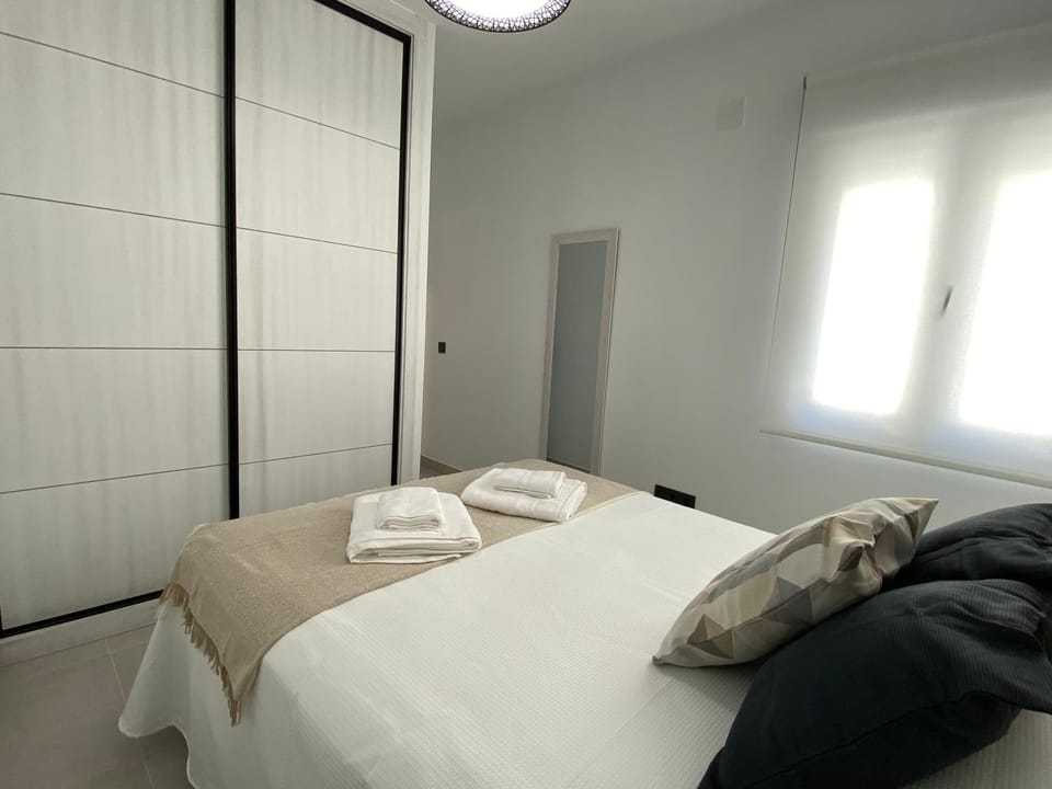 Playa La Barrosa, AlojamientosLola Apartment in Chiclana de la Frontera