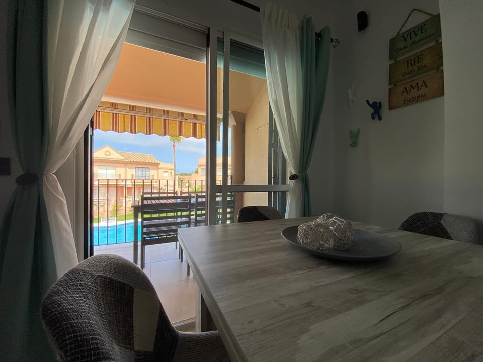 Playa La Barrosa, AlojamientosLola Apartment in Chiclana de la Frontera