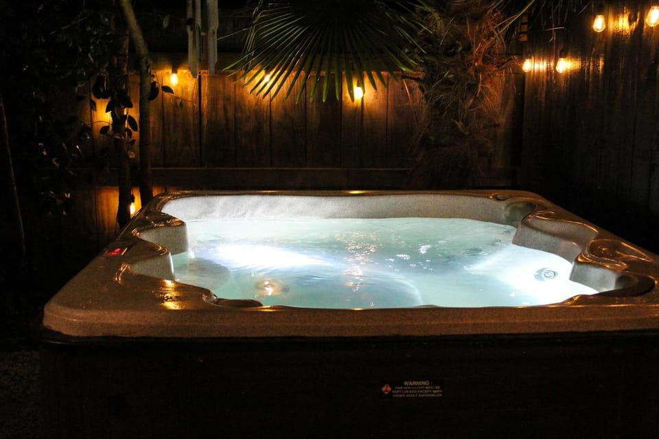 Havelock North home - spa pool, wood-burner fire, comfy beds House in Havelock North