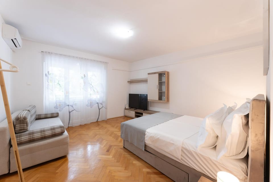 Apartment Central to Beach & Old town Apartment in Split