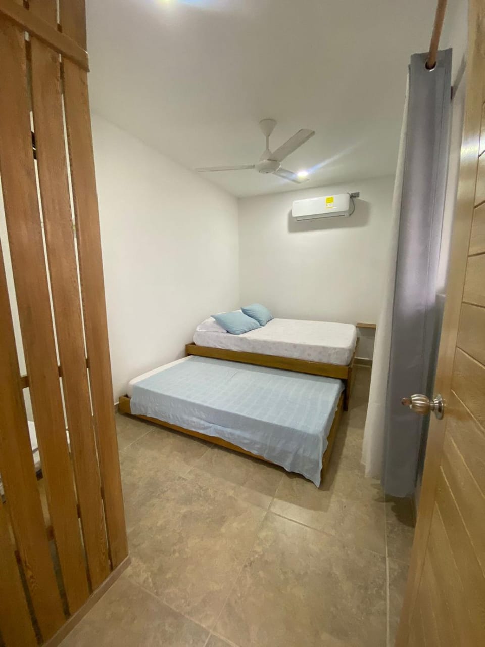 Bed, Bedroom, wardrobe, air conditioner
