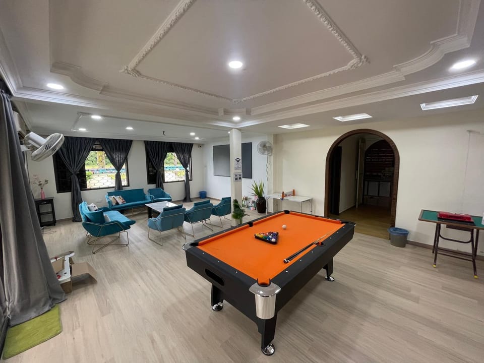 Villa near Adda Heights Yi Jia Restaurant Pool Table Villa in Johor Bahru
