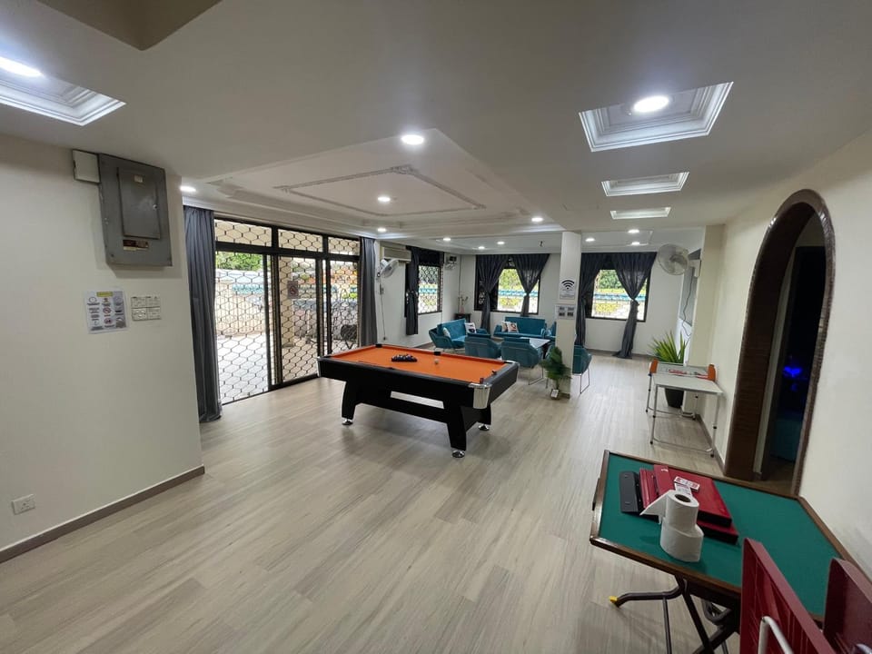 Villa near Adda Heights Yi Jia Restaurant Pool Table Villa in Johor Bahru