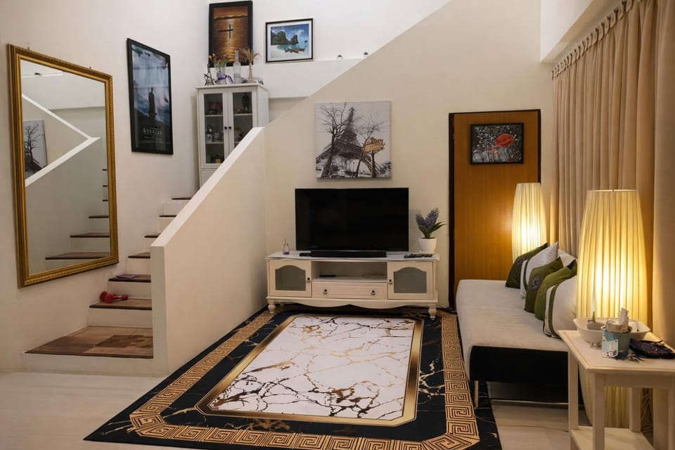 Communal lounge/ TV room, TV and multimedia