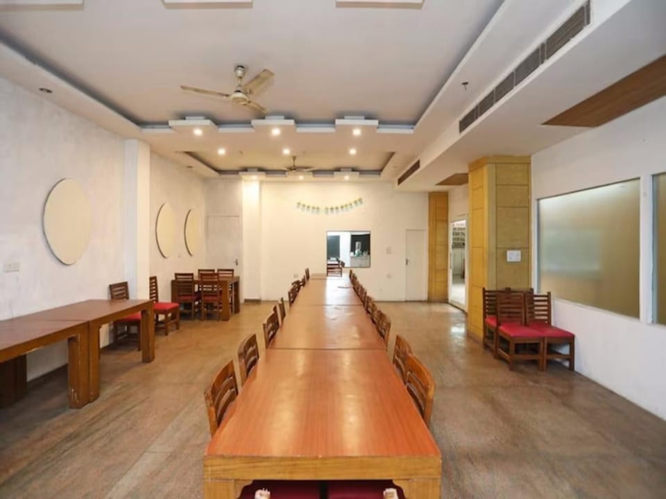 Meeting/conference room
