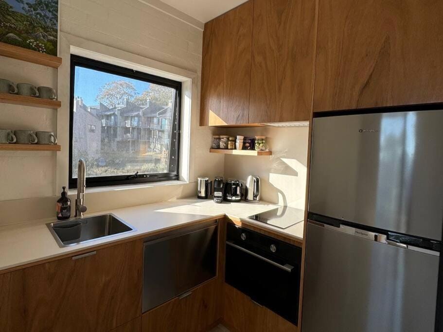One Cedarwood - Petite Challet Falls Creek Apartment in Falls Creek