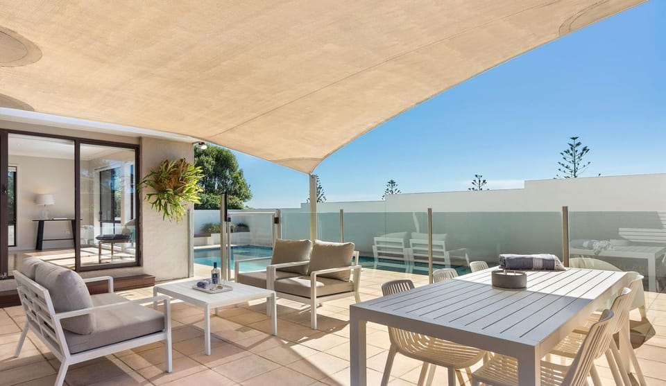 Patio, Seating area, Swimming pool, sunbed