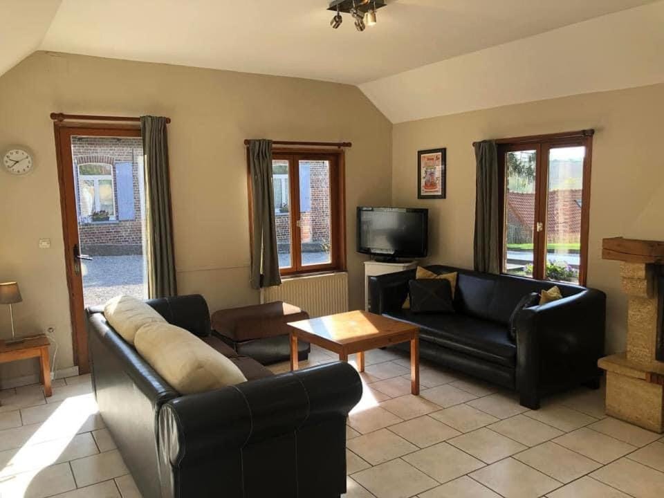 Communal lounge/ TV room, Communal lounge/ TV room